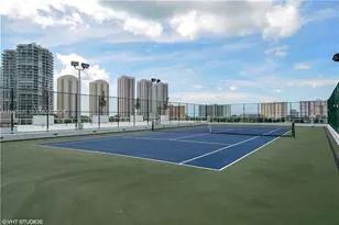 400 Sunny Isles Blvd, Sunny Isles Beach, FL 33160 - Photo 31