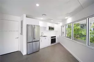 1621 Bay Rd, Miami Beach, FL 33139 - Photo 21