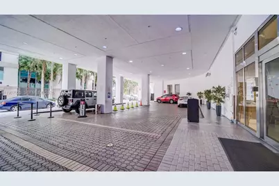 1200 Brickell Bay Dr #3914, Miami, FL 33131 - Photo 49