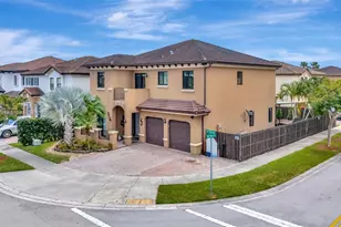 10420 SW 229th Ln, Miami, FL 33190 - Photo 3