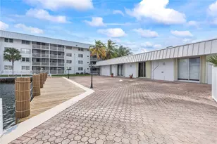 3600 NE 170th St, North Miami Beach, FL 33160 - Photo 21