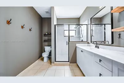 144 SE 34th Ave, Homestead, FL 33033 - Photo 5