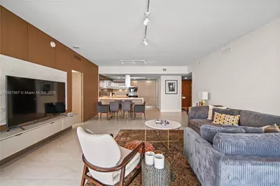 17111 Biscayne Blvd #1805, North Miami Beach, FL 33160 - Photo 7