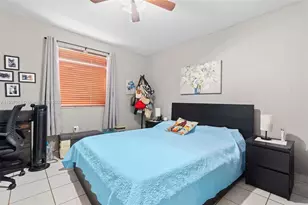 720 NW 19th Ct, Miami, FL 33125 - Photo 35