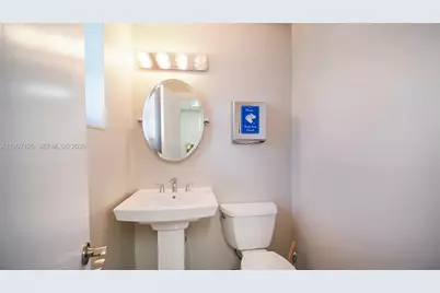 201 N University Dr #13 & 14, Plantation, FL 33324 - Photo 9