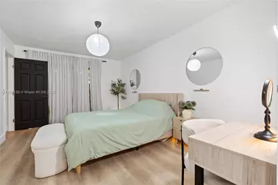 1641 NW 96 Terrace, Pembroke Pines, FL 33024 - Photo 13