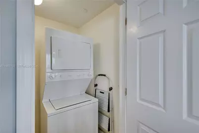 231 Riverside Dr #510, Daytona, FL 32117 - Photo 25