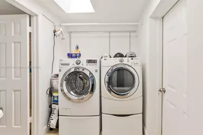 9240 SW 69th Ct #0, Pinecrest, FL 33156 - Photo 19