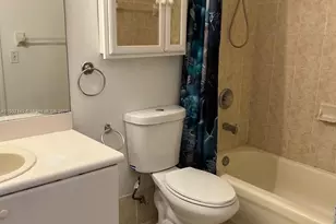 17710 NW 73rd Ave, Hialeah, FL 33015 - Photo 19