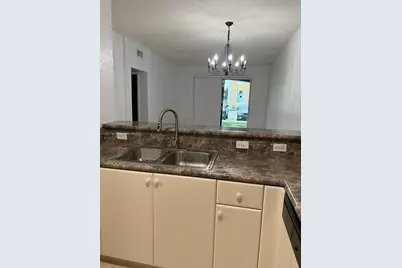 17710 NW 73rd Ave #103-20, Hialeah, FL 33015 - Photo 7