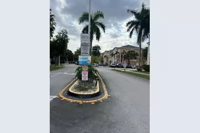 17710 NW 73rd Ave #103-20, Hialeah, FL 33015 - Photo 21