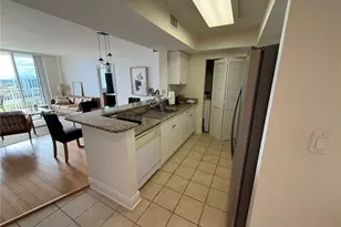 19501 W Country Club Dr, Aventura, FL 33180 - Photo 5