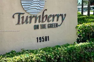 19501 W Country Club Dr, Aventura, FL 33180 - Photo 25