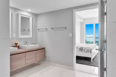 400 Sunny Isles Blvd #2021, Sunny Isles Beach, FL 33160 - Photo 31