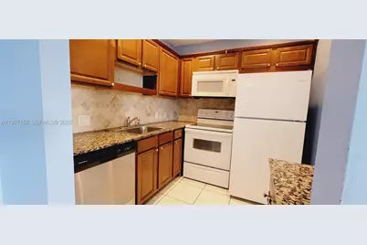 534 Mansfield M #534, Boca Raton, FL 33434 - Photo 7