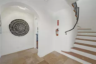 2035 NE 31st Ave, Fort Lauderdale, FL 33305 - Photo 21