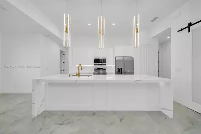 2005 El Dorado Blvd N, Cape Coral, FL 33993 - Photo 11