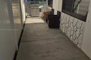 2228 N 19th Ave, Hollywood, FL 33020 - Photo 13