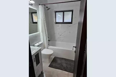 2228 N 19th Ave #E, Hollywood, FL 33020 - Photo 5