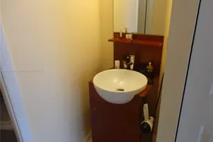 600 Three Islands Boulevard, Hallandale Beach, FL 33009 - Photo 21