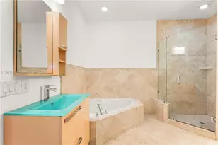 3154 Plaza St, Miami, FL 33133 - Photo 19