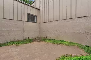 5710 NW 21st St, Lauderhill, FL 33313 - Photo 33