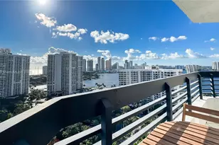 3500 Mystic Pointe Dr, Aventura, FL 33180 - Photo 55