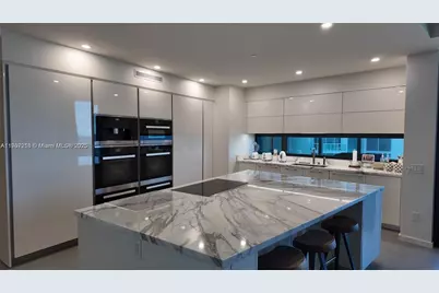 18555 Collins Ave #905, Sunny Isles Beach, FL 33160 - Photo 37