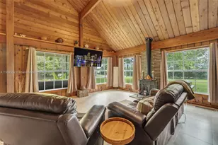 18895 SW 212th St, Miami, FL 33187 - Photo 11