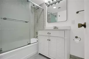 2851 NE 183rd St, Aventura, FL 33160 - Photo 11