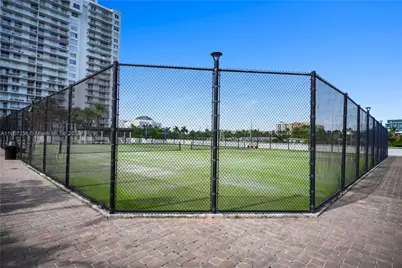 2851 NE 183rd St #504E, Aventura, FL 33160 - Photo 29
