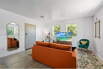 165 NW 39th St #7, Miami, FL 33127 - Photo 1