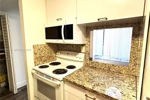 14321 N Kendall Dr, Miami, FL 33186 - Photo 7