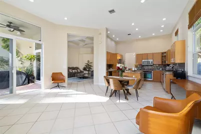 16748 SW 16th St, Pembroke Pines, FL 33027 - Photo 7