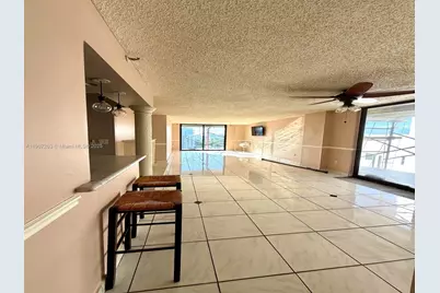 6061 Collins Ave #11A, Miami Beach, FL 33140 - Photo 17