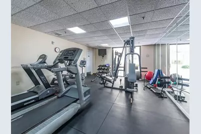 6061 Collins Ave #11A, Miami Beach, FL 33140 - Photo 5