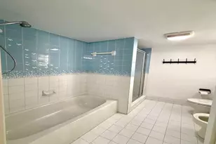 6061 Collins Ave, Miami Beach, FL 33140 - Photo 29