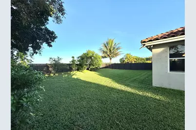 1740 NW 21st St #N/A, Homestead, FL 33030 - Photo 5