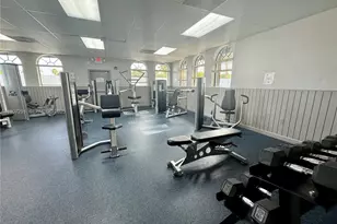 18250 Mediterranean Blvd, Hialeah, FL 33015 - Photo 23