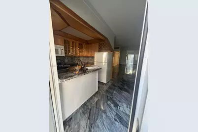 2430 NE 135th St #203, North Miami, FL 33181 - Photo 23