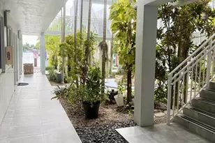 2430 NE 135th St, North Miami, FL 33181 - Photo 11