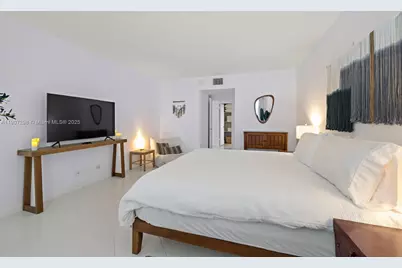 2301 Collins Ave #519, Miami Beach, FL 33139 - Photo 43