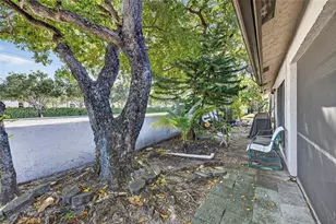 8228 NW 100th Way, Tamarac, FL 33321 - Photo 21