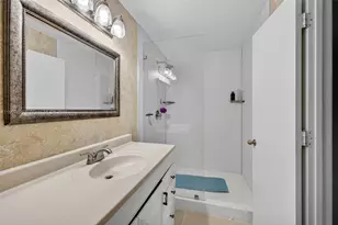 8228 NW 100th Way, Tamarac, FL 33321 - Photo 15