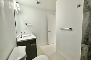 5740 Freedom St, Hollywood, FL 33021 - Photo 11