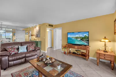 900 Saint Charles Place #PH9, Pembroke Pines, FL 33026 - Photo 3