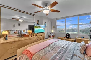 900 St Charles Pl, Pembroke Pines, FL 33026 - Photo 13