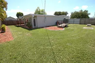 11031 SW 43rd St, Miami, FL 33165 - Photo 27