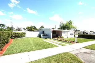 11031 SW 43rd St, Miami, FL 33165 - Photo 3