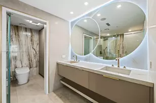 90 SW 3rd St, Miami, FL 33130 - Photo 21